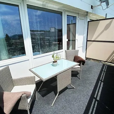Apartment Penthouse Mitten Im Bayerischen Wald +netflix +aussicht = Super Cozy